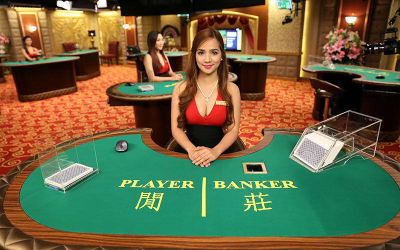 Baccarat Trực Tuyến vs Truyền Thống: So Sánh Chi Tiết