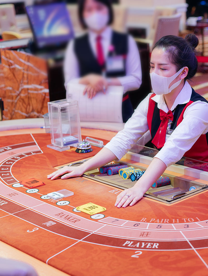 Cược Player và Banker trong Baccarat: Mẹo Chơi V9BET Luôn Thắng